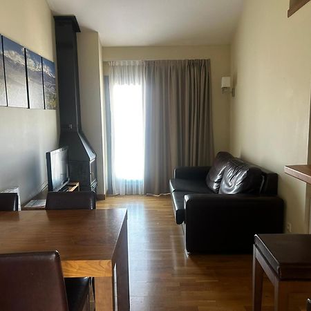 Residence Cerdanya Bourg-Madame Bagian luar foto