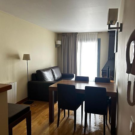 Residence Cerdanya Bourg-Madame Bagian luar foto