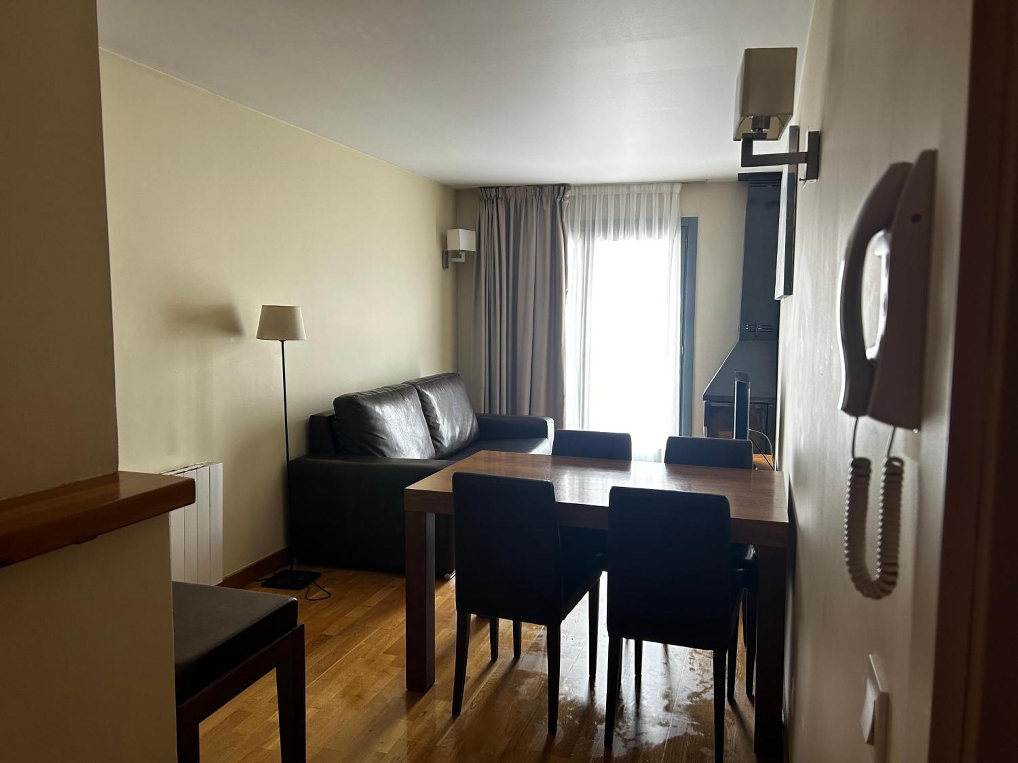 Residence Cerdanya Bourg-Madame Bagian luar foto